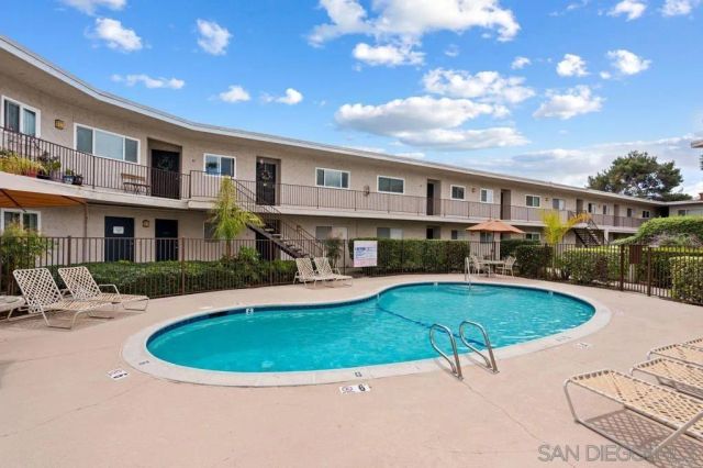 8220 Vincetta Dr 26, La Mesa, CA 91942