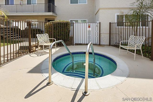 8220 Vincetta Dr 26, La Mesa, CA 91942