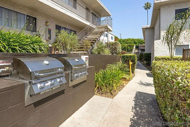 8220 Vincetta Dr 26, La Mesa, CA 91942