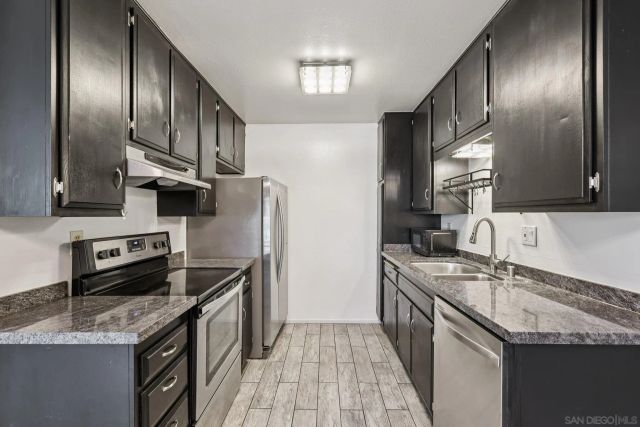 8220 Vincetta Dr 26, La Mesa, CA 91942