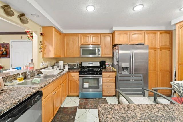 6481 Viewpoint Drive, San Diego, CA 92139