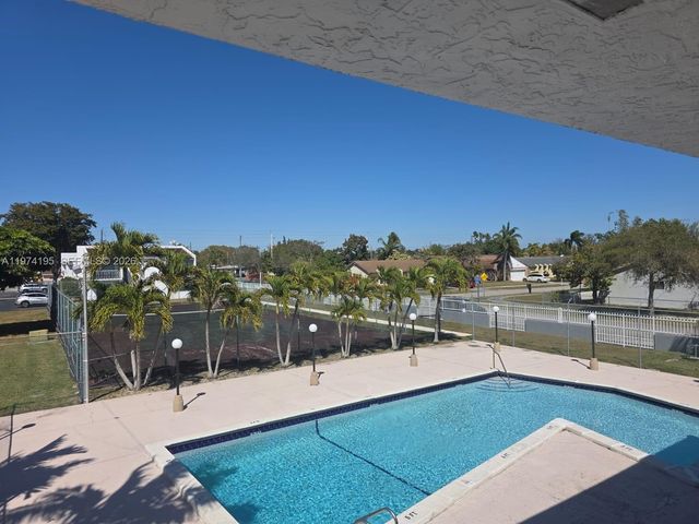 17170 SW 94th Ave 807, Palmetto Bay, FL 33157