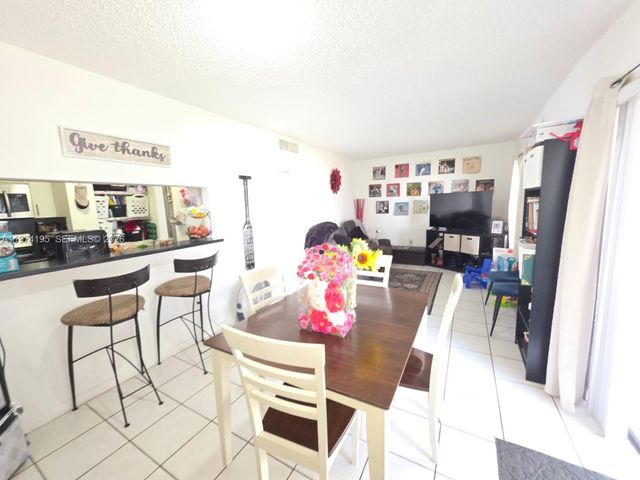 17170 SW 94th Ave 807, Palmetto Bay, FL 33157