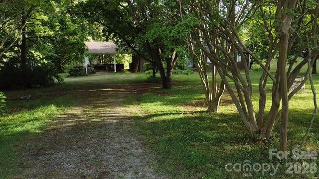 713 Eastbend Lane, Salisbury, NC 28146