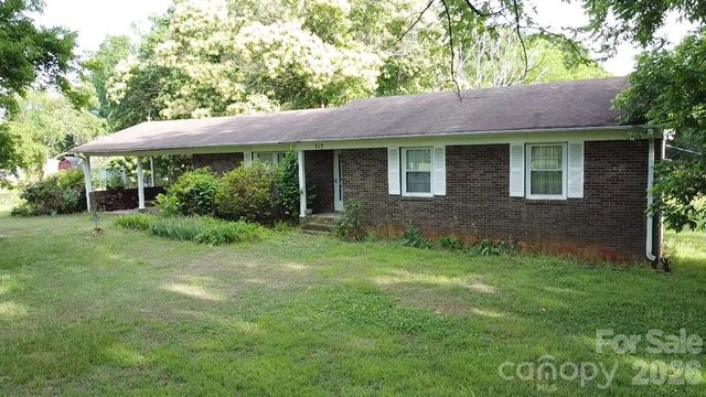 713 Eastbend Lane, Salisbury, NC 28146