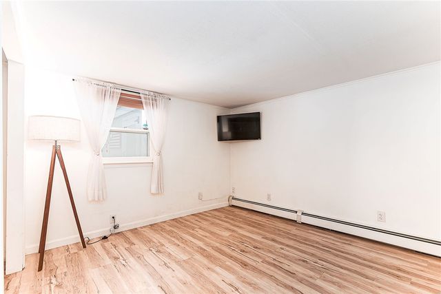 390 Nausauket Road, Warwick, RI 02886