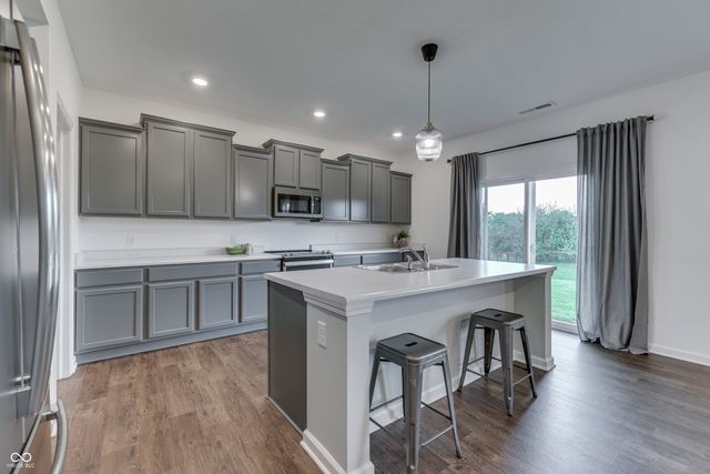 607 N Crystal Drive, Fortville, IN 46040