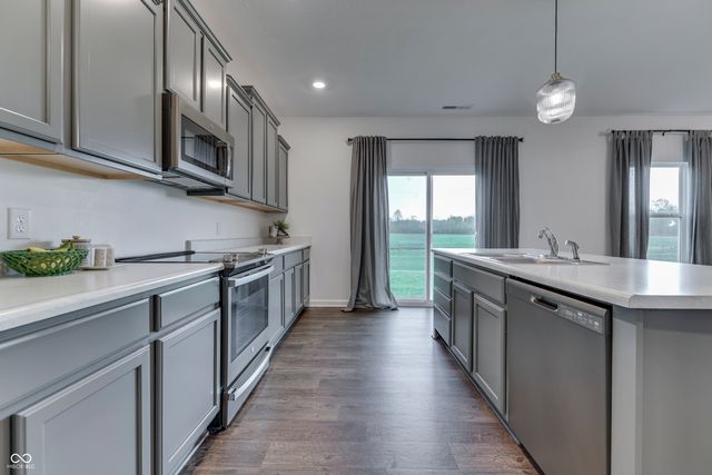 607 N Crystal Drive, Fortville, IN 46040