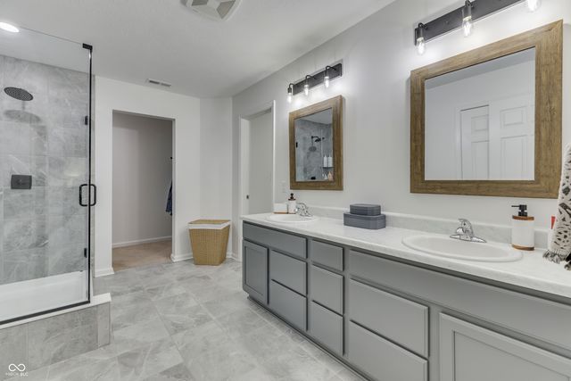 607 N Crystal Drive, Fortville, IN 46040