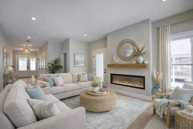 21 Kasnet Drive, Rye, NH 03870