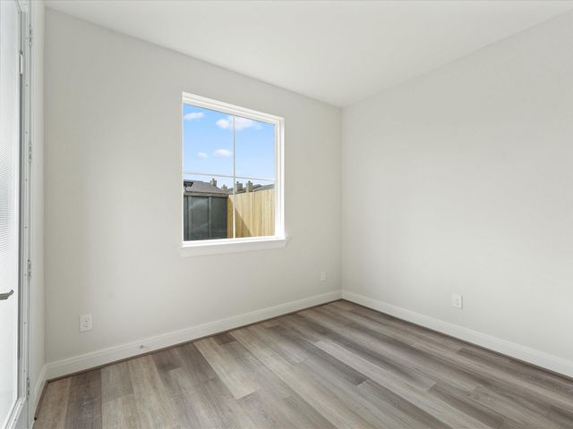 9211 Washington Heights Street, Houston, TX 77063