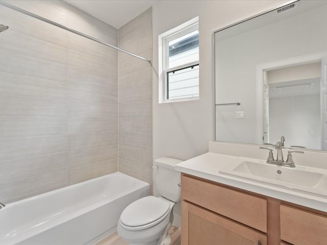 9211 Washington Heights Street, Houston, TX 77063