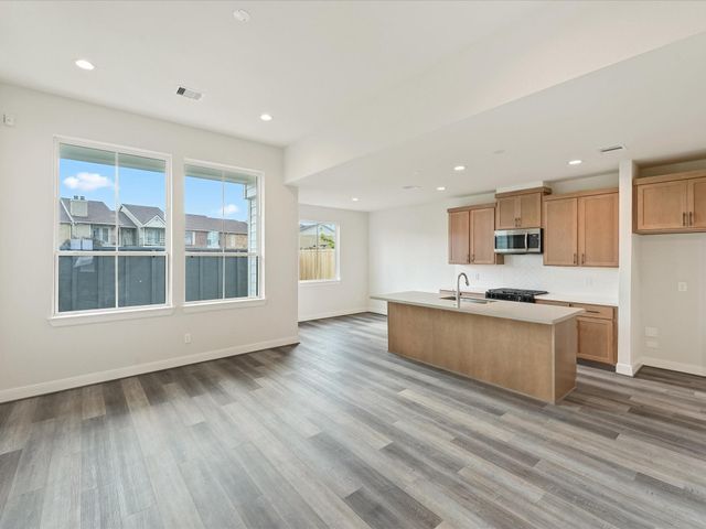 9211 Washington Heights Street, Houston, TX 77063