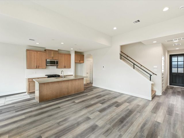 9211 Washington Heights Street, Houston, TX 77063