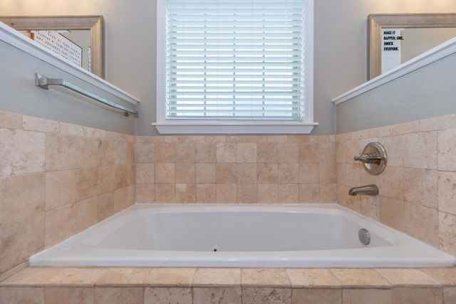 31 CANYON EAST Parkway, Canyon, TX 79015