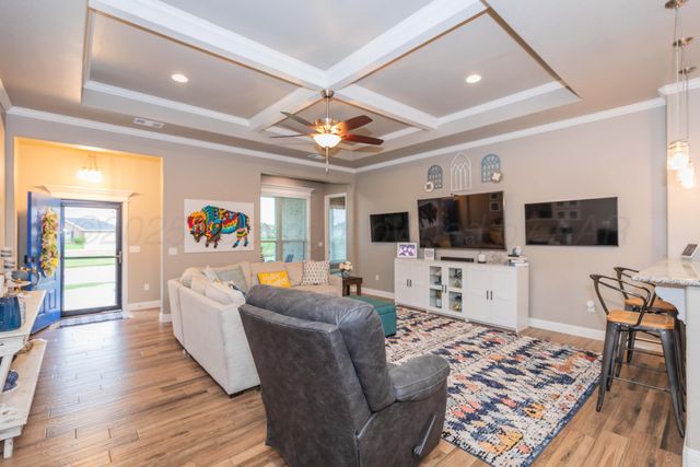 31 CANYON EAST Parkway, Canyon, TX 79015