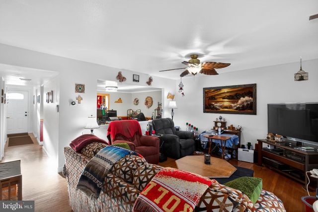 1012 JAMES MADISON CIR, Fredericksburg, VA 22405