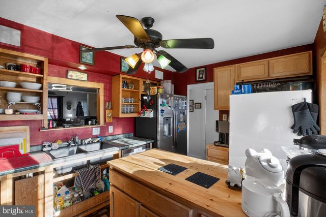 1012 JAMES MADISON CIR, Fredericksburg, VA 22405