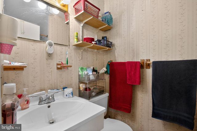 1012 JAMES MADISON CIR, Fredericksburg, VA 22405