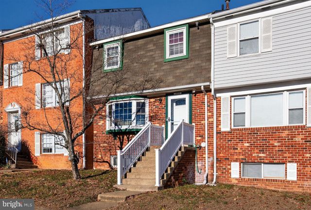 1012 JAMES MADISON CIR, Fredericksburg, VA 22405