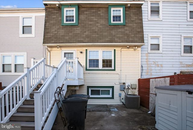 1012 JAMES MADISON CIR, Fredericksburg, VA 22405