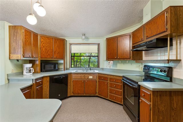 386 Brittany Cove, Lavonia, GA 30553