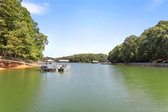 386 Brittany Cove, Lavonia, GA 30553
