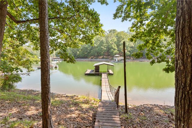 386 Brittany Cove, Lavonia, GA 30553