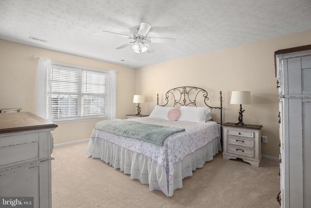 6109 SUNNY MEADOWS DR, Fredericksburg, VA 22407