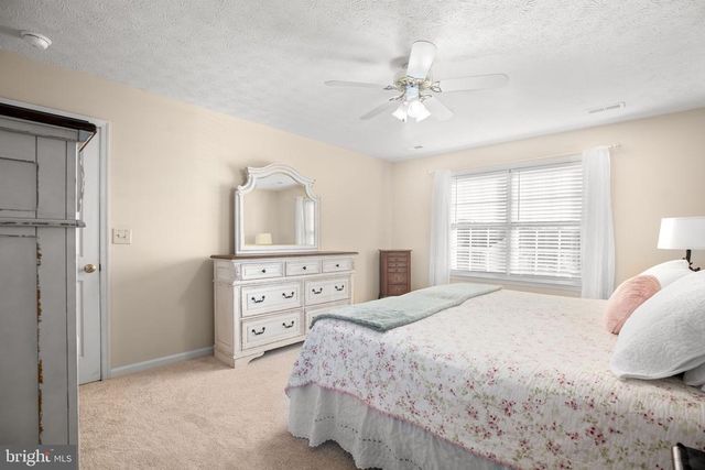 6109 SUNNY MEADOWS DR, Fredericksburg, VA 22407