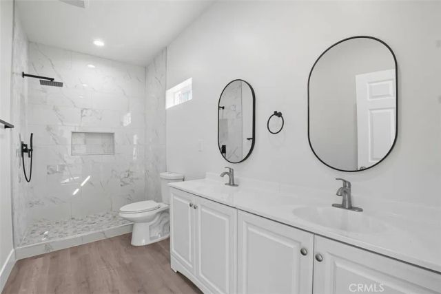 19258 Strathern St., Reseda, CA 91335