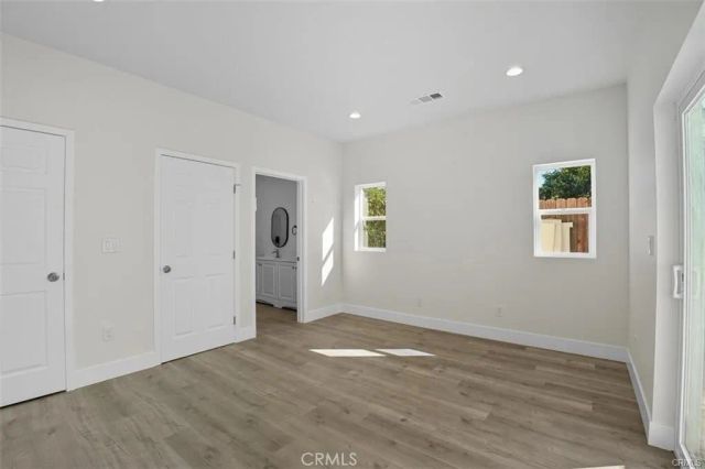 19258 Strathern St., Reseda, CA 91335
