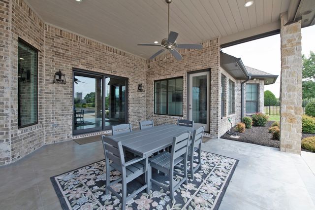 306 Renaissance Lane, Heath, TX 75032