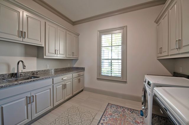 306 Renaissance Lane, Heath, TX 75032