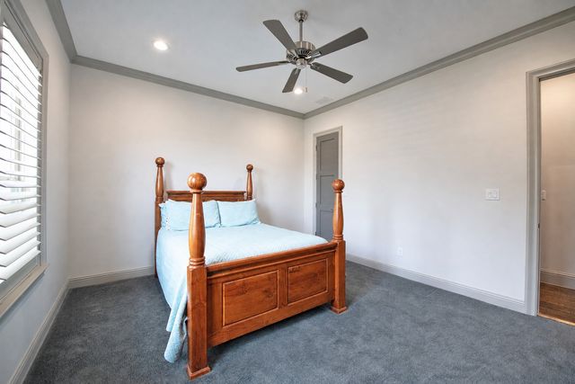 306 Renaissance Lane, Heath, TX 75032