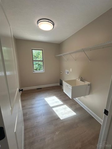 8397 Alice Way, St Leon, IN 47012