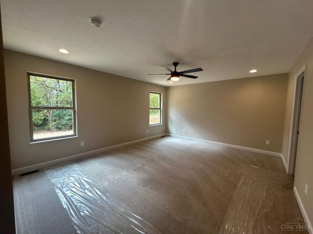 8397 Alice Way, St Leon, IN 47012