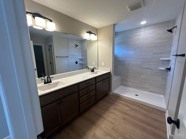 8397 Alice Way, St Leon, IN 47012