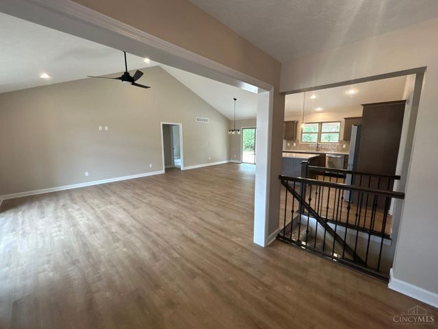 8397 Alice Way, St Leon, IN 47012