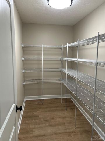 8397 Alice Way, St Leon, IN 47012