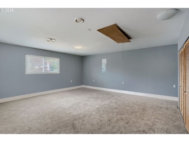 630 Se 134TH Ave, Portland, OR 97233