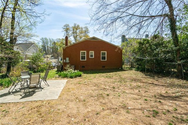 2008 Fernwood Drive, Greensboro, NC 27408