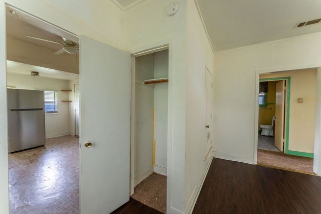 5808 Wellesley Avenue, Fort Worth, TX 76107