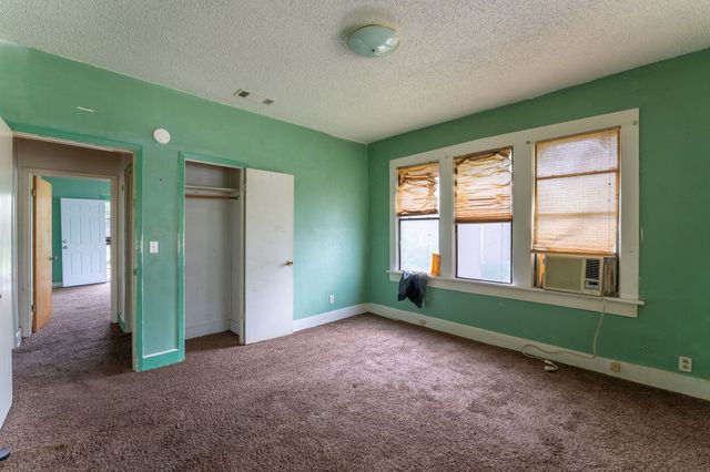 5808 Wellesley Avenue, Fort Worth, TX 76107