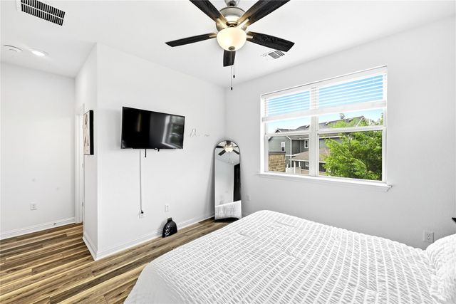 8009 Mellencamp DR 212, Austin, TX 78744