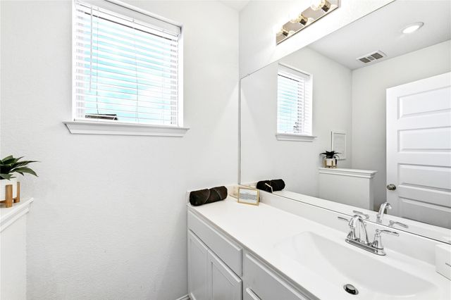 8009 Mellencamp DR 212, Austin, TX 78744