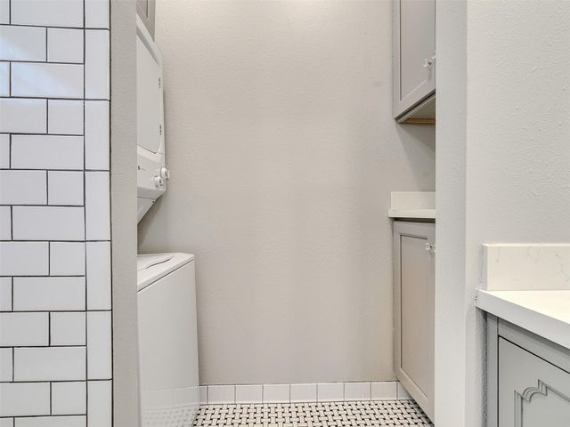 4517 Park Drive, Houston, TX 77023