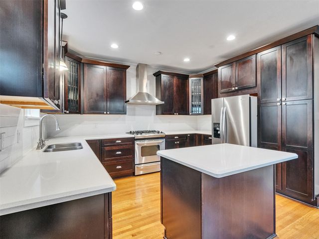 4517 Park Drive, Houston, TX 77023