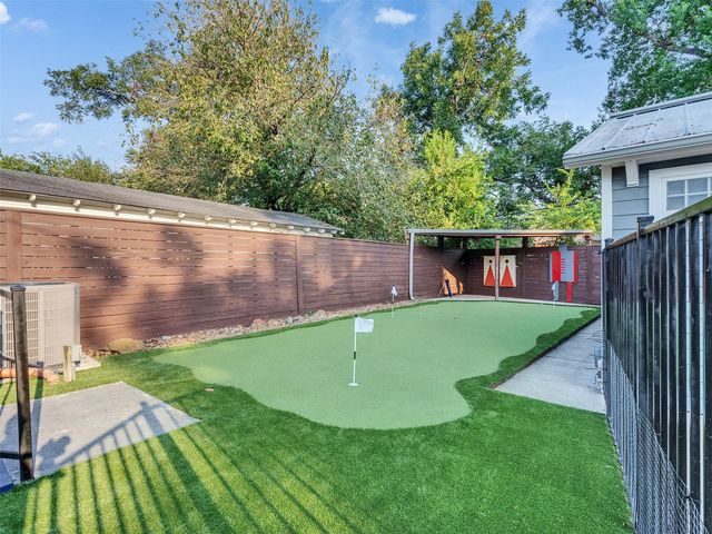 4517 Park Drive, Houston, TX 77023