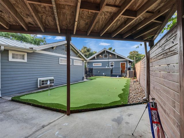 4517 Park Drive, Houston, TX 77023